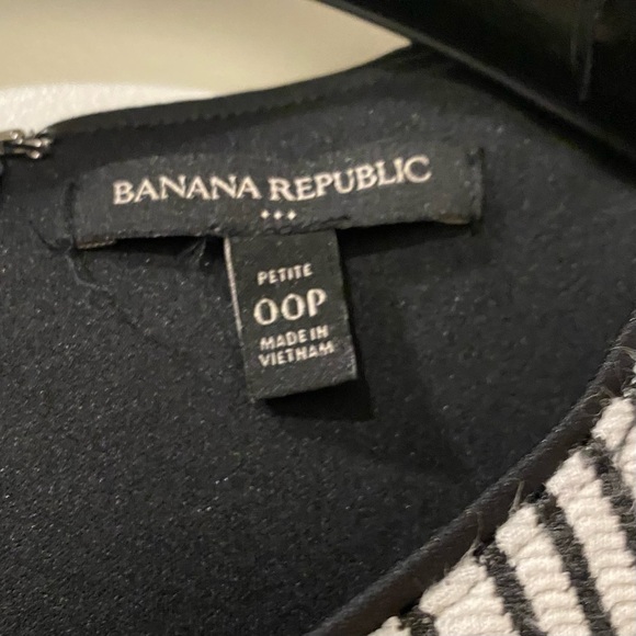 Banana Republic | A-line dress - Picture 4 of 10